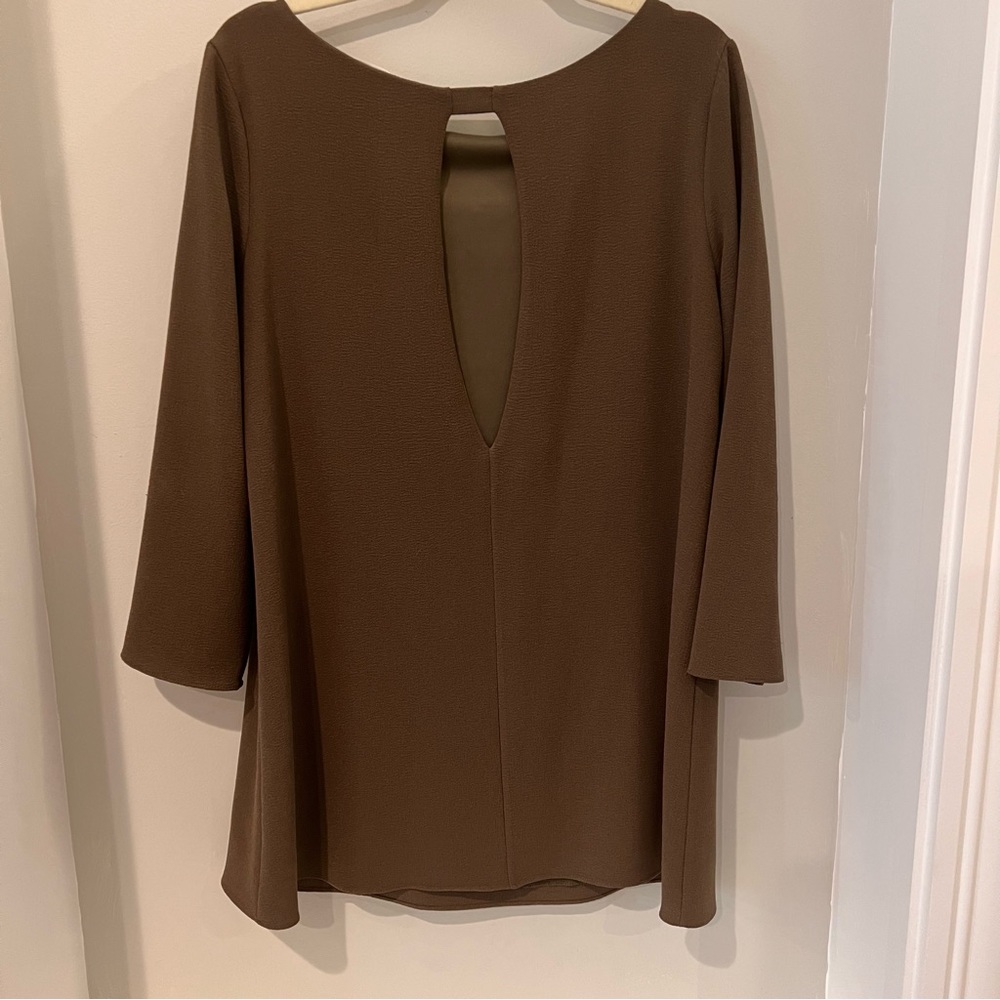 Keyhole Back Tunic